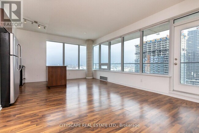 55 E Liberty St in Toronto, ON - Building Photo - Building Photo