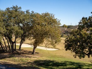 1209 Hi Stirrup in Horseshoe Bay, TX - Foto de edificio - Building Photo