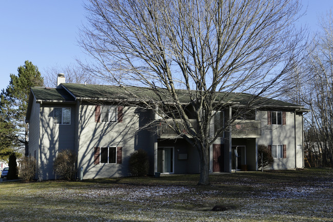 Autumn Grove (Newaygo) in Newaygo, MI - Building Photo - Building Photo