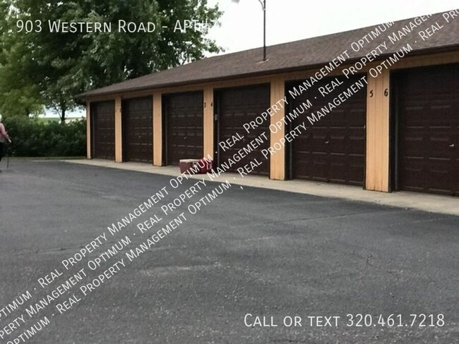 903 Western Rd in Wahpeton, ND - Building Photo - Building Photo