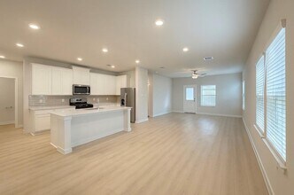 3914 Flora Fld Dr in Brookshire, TX - Building Photo - Building Photo