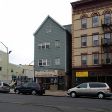 438 Avenue C in Bayonne, NJ - Building Photo - Building Photo