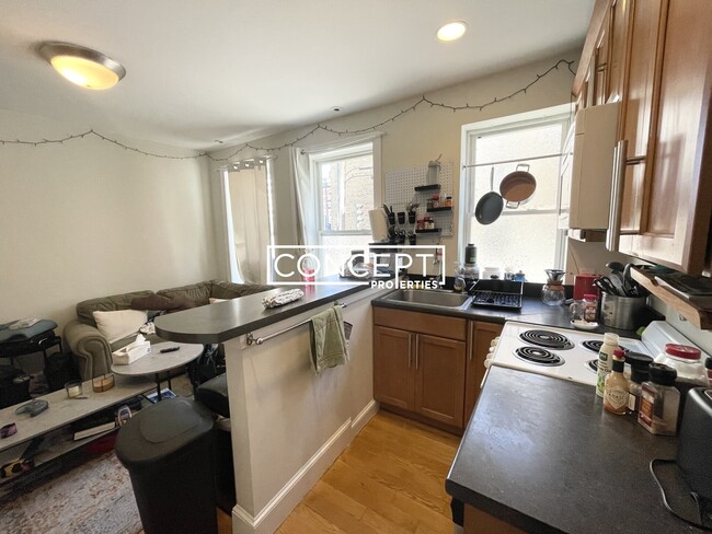 836 Huntington Ave in Boston, MA - Building Photo - Building Photo