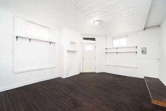 74 Colgate St in Jersey City, NJ - Building Photo - Building Photo