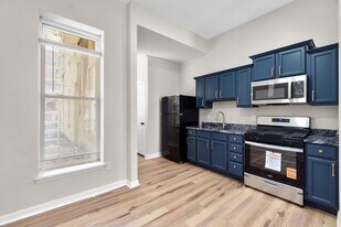 2027 E Baltimore St in Baltimore, MD - Building Photo