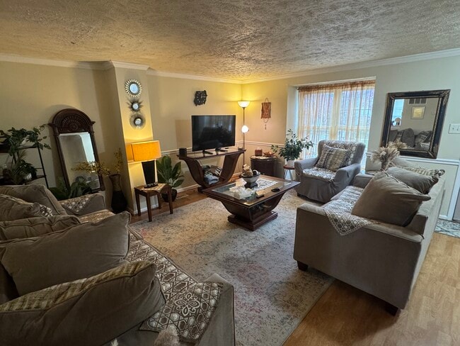 7473 Wounded Knee Rd in Lorton, VA - Building Photo - Building Photo