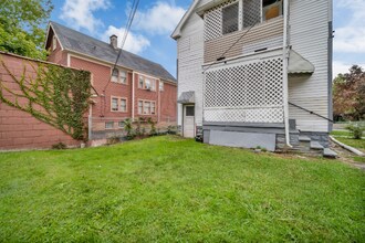 2826 E 124th St in Cleveland, OH - Building Photo - Building Photo