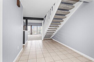 50 April Point Dr S in Montgomery, TX - Building Photo - Building Photo