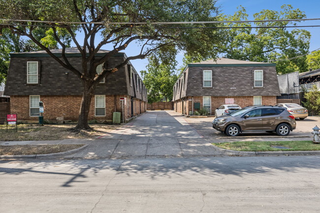 Junius Place Apartments in Dallas, TX - Foto de edificio - Building Photo