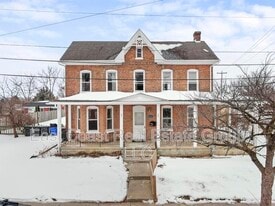 1001 Pope Ave in Hagerstown, MD - Building Photo