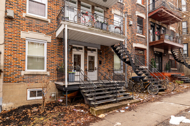 2580-2586 Chapleau St in Montréal, QC - Building Photo - Building Photo