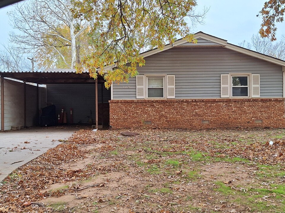 1119 S Stanley St in Stillwater, OK - Building Photo