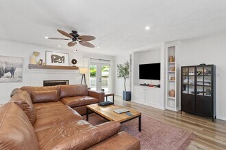 732 Terrace Ave in Virginia Beach, VA - Building Photo - Building Photo