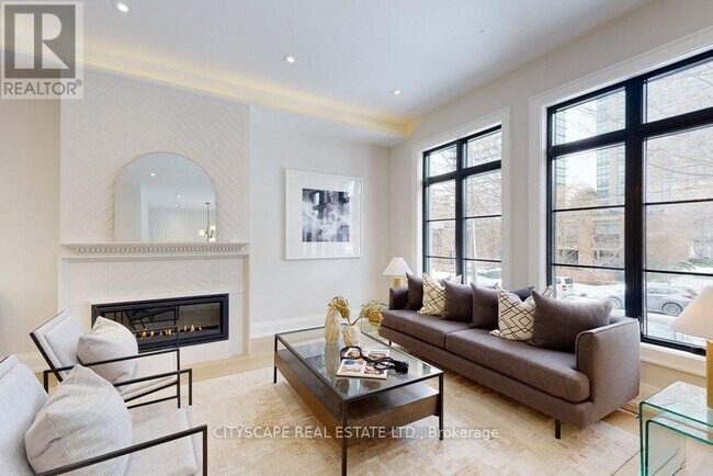 81a Oriole Rd in Toronto, ON - Building Photo - Building Photo