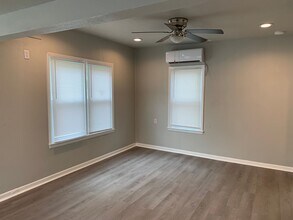 832 S Moffet Ave in Joplin, MO - Building Photo - Building Photo