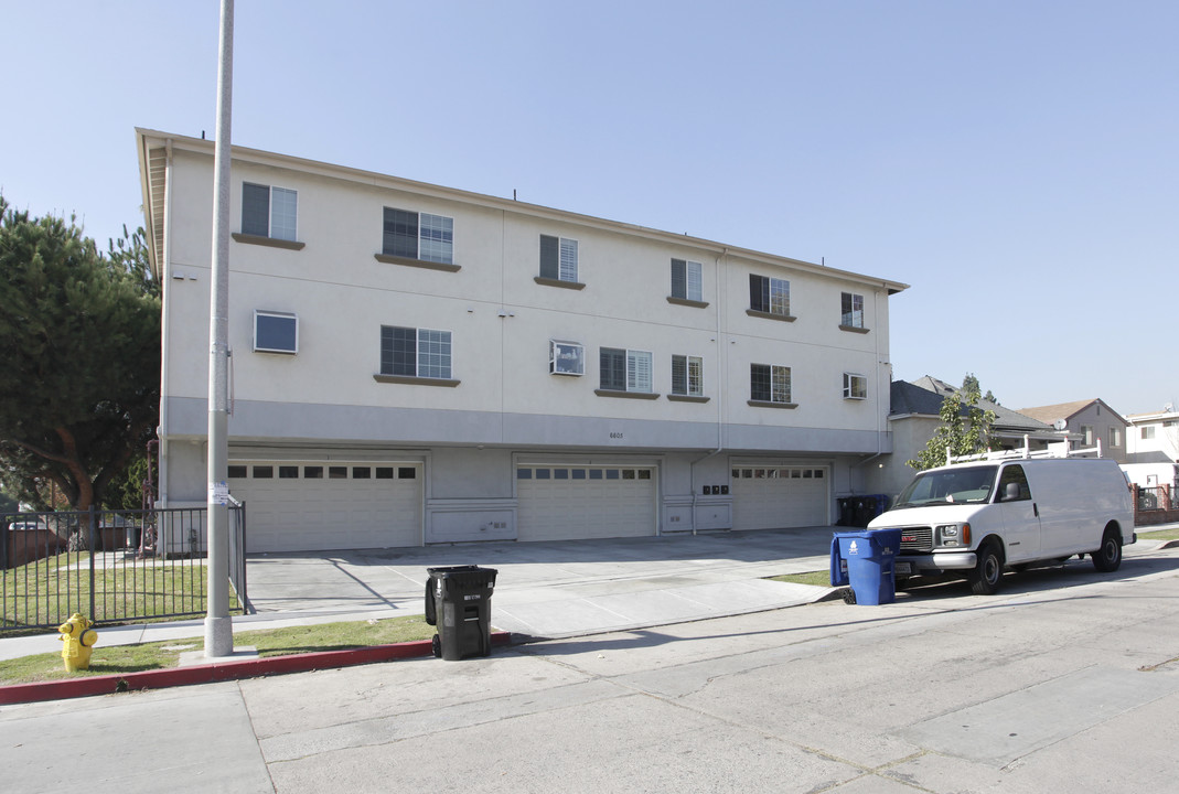 6605-6611 Lemp Ave in North Hollywood, CA - Building Photo