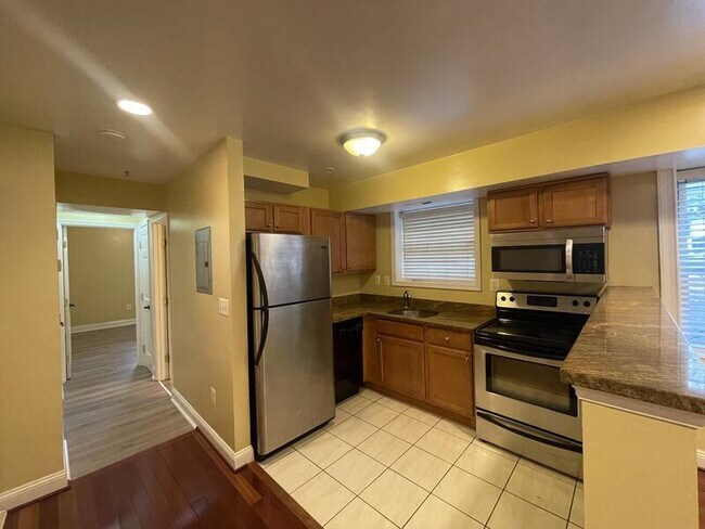 4810 C St SE in Washington, DC - Building Photo - Building Photo