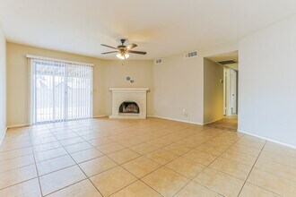 503 W Cheyenne Dr in Chandler, AZ - Building Photo - Building Photo