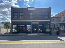 216 Main St in Johnson City, NY - Building Photo