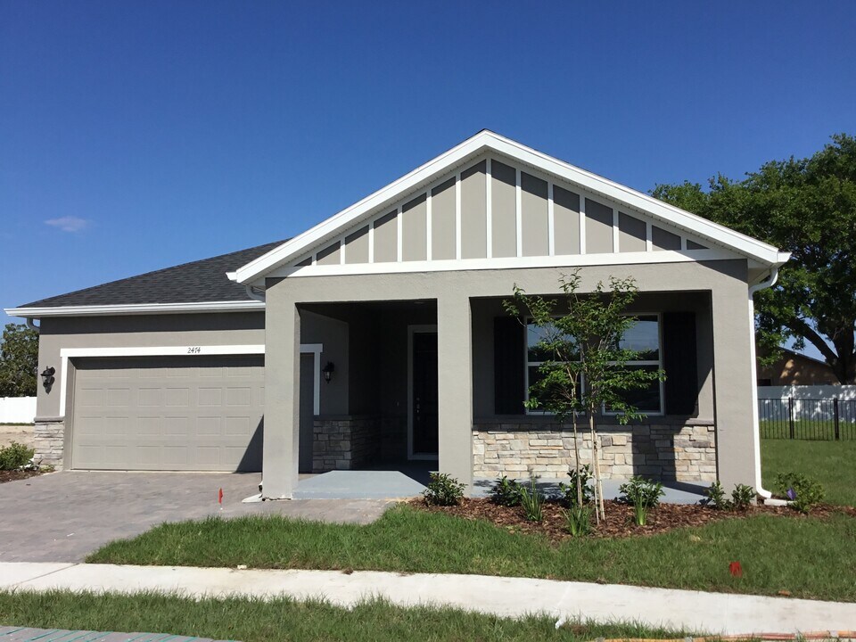 2474 Ixora Ct in Kissimmee, FL - Building Photo