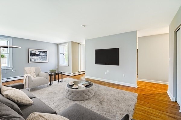 28 Portsmouth St, Unit B-03 in Boston, MA - Building Photo - Building Photo