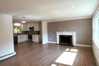 7 Mallard Rd in Norwalk, CT - Building Photo - Building Photo