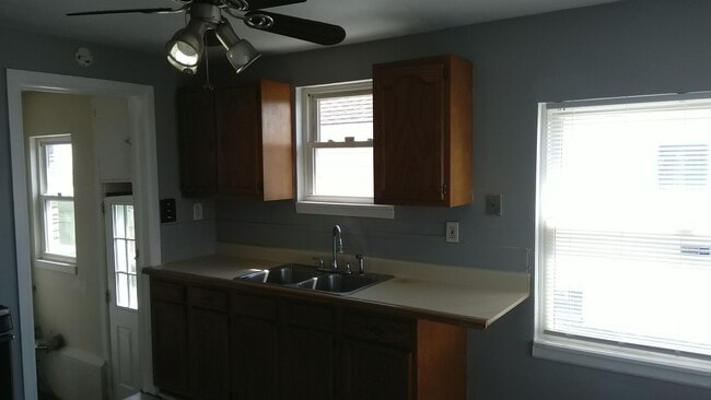 23328 Battelle Ave in Hazel Park, MI - Building Photo - Building Photo