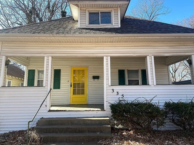 property at 335 S Green St