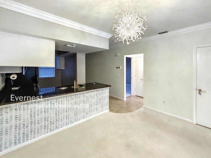 4550 SE 5th Pl in Cape Coral, FL - Building Photo