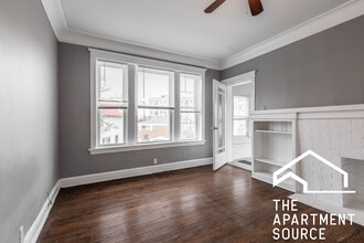 7529 N Rogers Ave in Chicago, IL - Building Photo - Building Photo