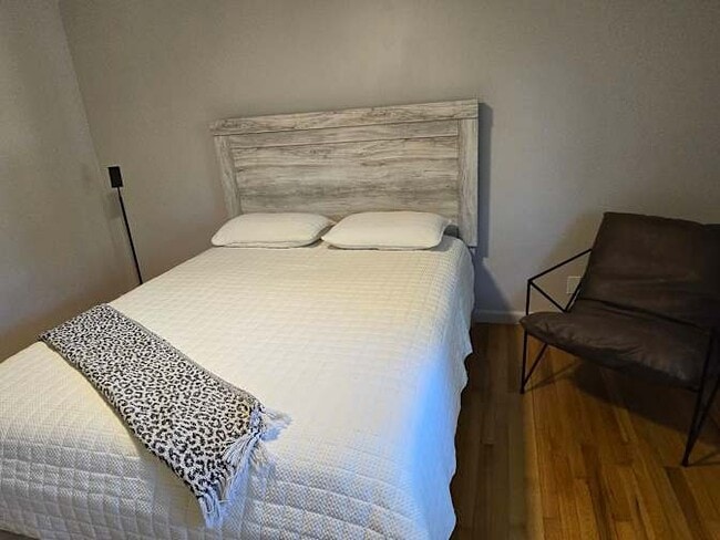 604 Little John Ave in Jacksonville, NC - Building Photo - Building Photo