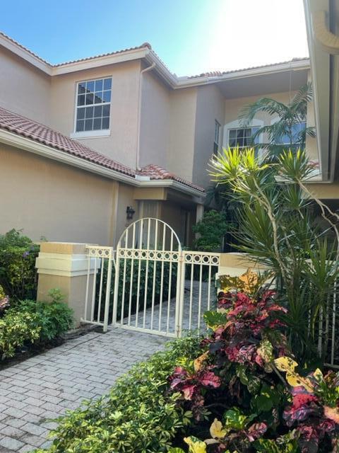 6576 Villa Sonrisa Dr in Boca Raton, FL - Foto de edificio - Building Photo