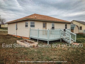 6422 E McElroy Rd in Stillwater, OK - Building Photo - Building Photo