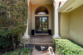 7567 SW 189th St, Unit 1 in Cutler Bay, FL - Building Photo - Building Photo