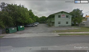 Bandera Flats Apartments in San Antonio, TX - Building Photo - Building Photo