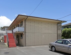 2914 Kaimuki Ave in Honolulu, HI - Foto de edificio - Building Photo