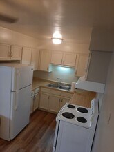 1423 E Ocean View Ave in Norfolk, VA - Building Photo - Building Photo