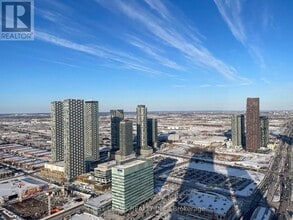 8 Interchange Wy in Vaughan, ON - Building Photo - Building Photo