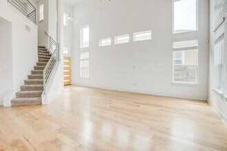 5915 Swayden Ln in Austin, TX - Building Photo - Building Photo