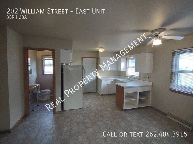 202 William St in Watertown, WI - Building Photo - Building Photo