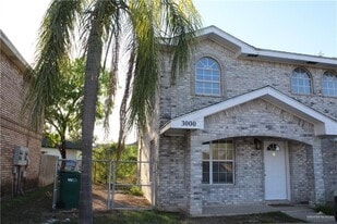 12 Ashley Dr in Pharr, TX - Building Photo