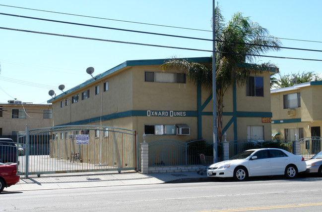 Oxnard Dunes in North Hollywood, CA - Foto de edificio - Building Photo