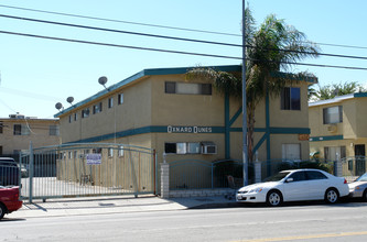 Oxnard Dunes in North Hollywood, CA - Building Photo - Building Photo