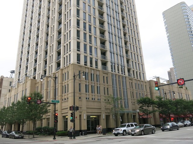 1234/1250 S Michigan Ave in Chicago, IL - Building Photo