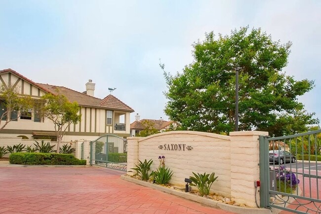 property at 558 Sweet Pea Pl