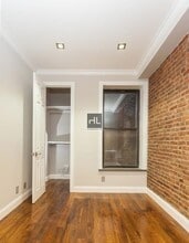 East 116th Street, Unit 2C in New York, NY - Building Photo - Building Photo