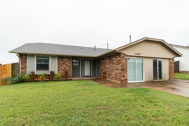 property at 1408 SE 8th St