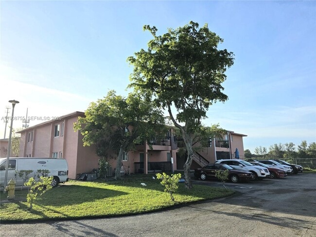 1810 NW 119th St in Miami, FL - Building Photo - Building Photo