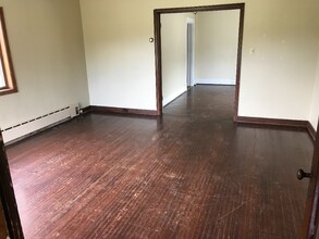 331 College St SE in Valley City, ND - Building Photo - Building Photo