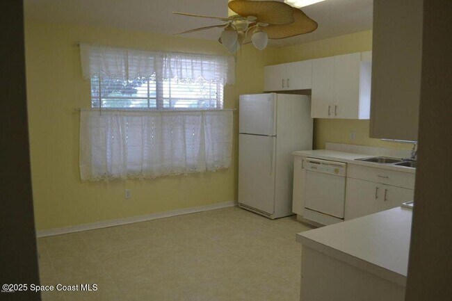 2542 Ventura Cir in Melbourne, FL - Building Photo - Building Photo